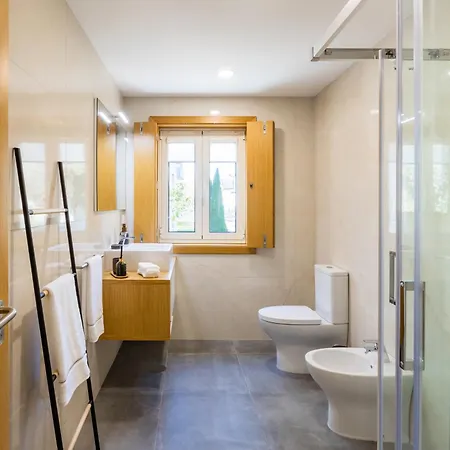 Mezzanine Loft With Parking Πόρτο