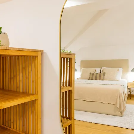 Σπίτι διακοπών Mezzanine Loft With Parking