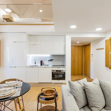 Mezzanine Loft With Parking Σπίτι διακοπών Πόρτο