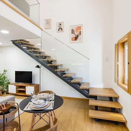 Mezzanine Loft With Parking Σπίτι διακοπών Πόρτο